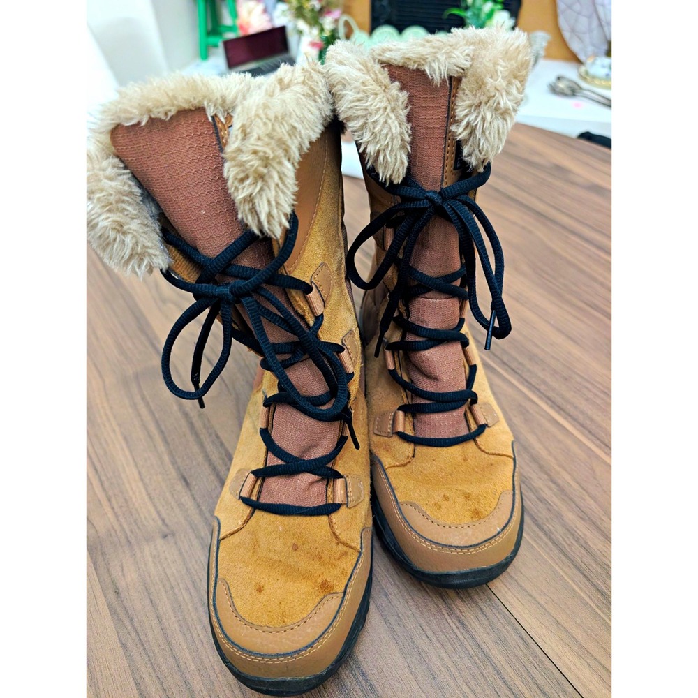 Columbia Women's Size 9 Waterproof Brown Faux Fur Lace Up Winter Snow Boots